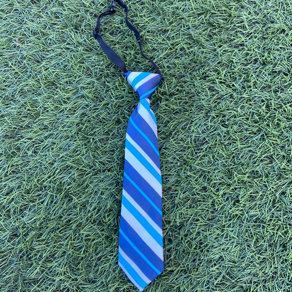 Kids blue tie